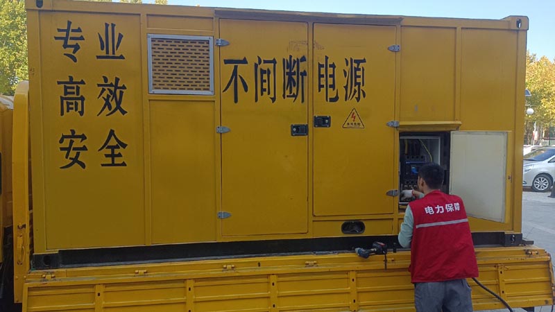 溧水柴油发电机组和UPS电源配合使用时，如何避免切换过程中的电力中断？