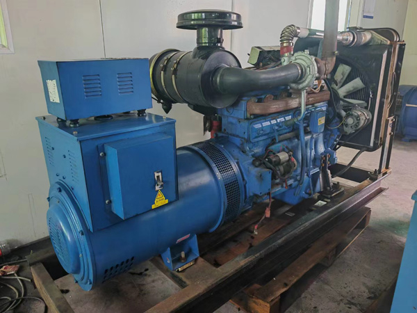 溧水100kW柴油发电机组使用多级机油有哪些优缺点？